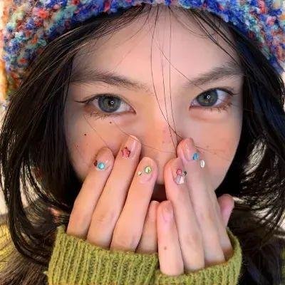 娜娜:逝水年华